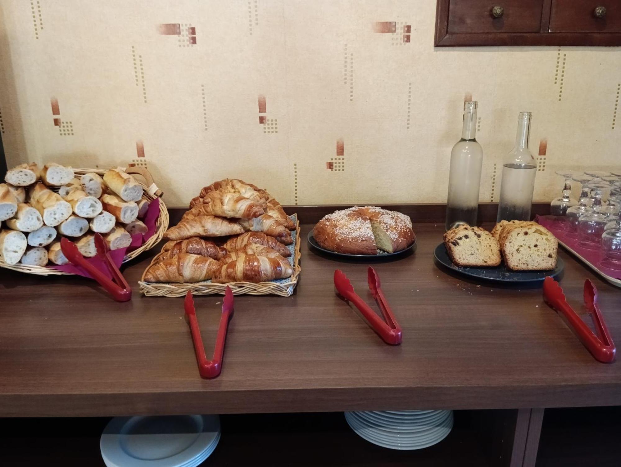 Hotel Restaurant Prunieres Aumont-Aubrac Ngoại thất bức ảnh